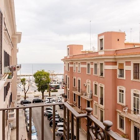Casa Jole, Appartamento In Centro Бари Экстерьер фото