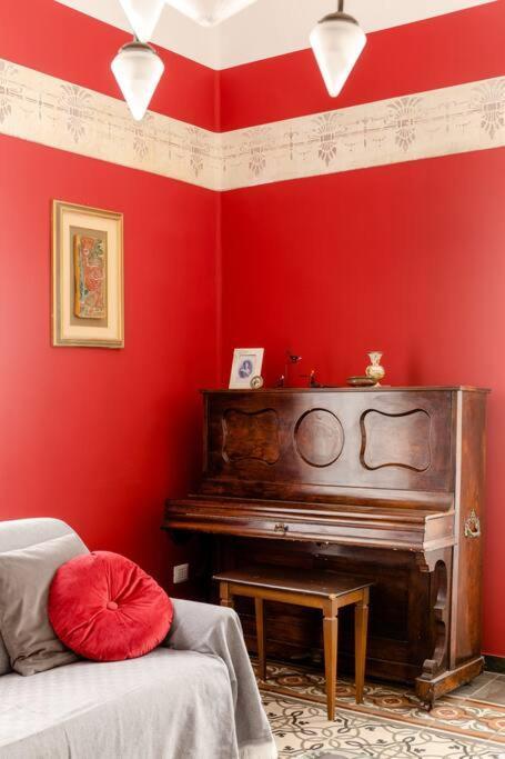 Casa Jole, Appartamento In Centro Бари Экстерьер фото