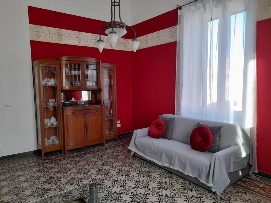 Casa Jole, Appartamento In Centro Бари Экстерьер фото