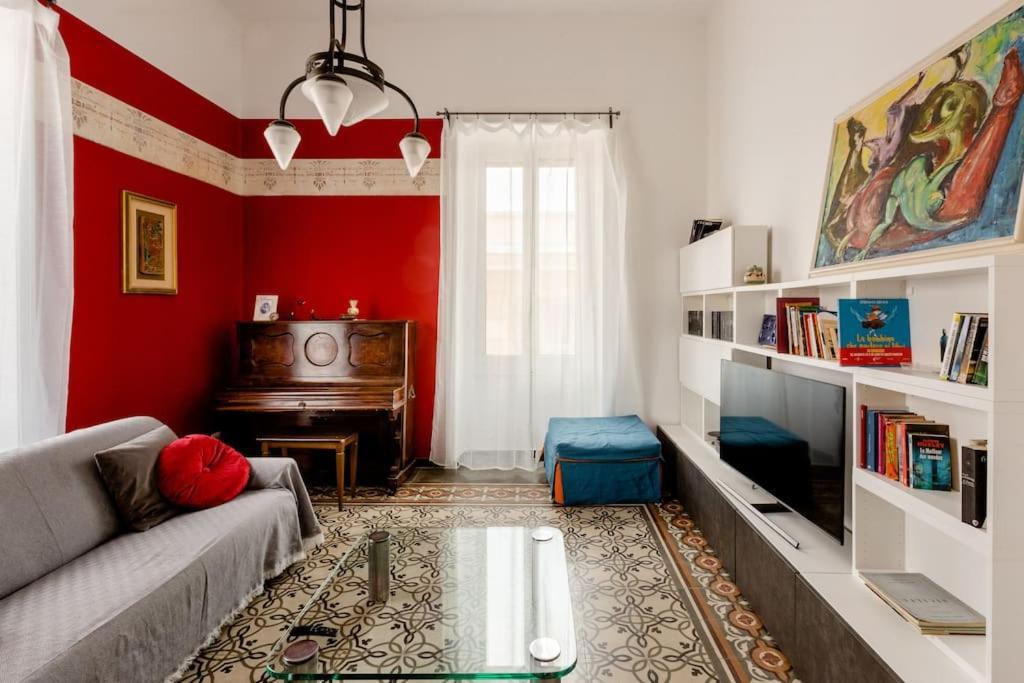 Casa Jole, Appartamento In Centro Бари Экстерьер фото
